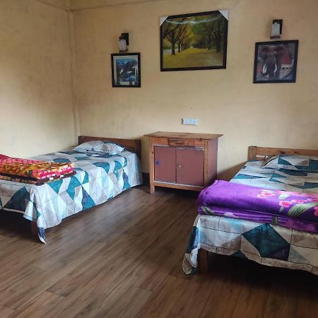 D Cloud Guesthouse 체라푼지 외부 사진